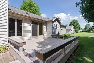 3812 N Hickory Dr, Janesville, WI 53545 - Photo 53