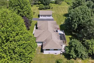 3812 N Hickory Dr, Janesville, WI 53545 - Photo 59