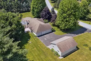 3812 N Hickory Dr, Janesville, WI 53545 - Photo 57