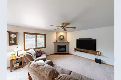 1204 Enterprise Drive, Verona, WI 53593 - Photo 5