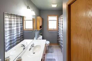 1204 Enterprise Dr, Verona, WI 53593 - Photo 15