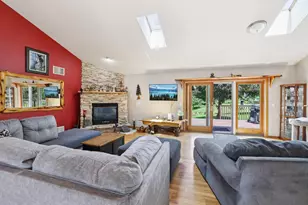 102 Cheney Ave, Endeavor, WI 53930 - Photo 3