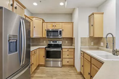 8263 Starr Grass Drive, Madison, WI 53719 - Photo 9