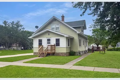 152 N Ohio Street, Prairie Du Chien, WI 53821 - Photo 1