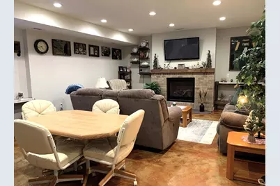 512-514 S Main Street, Fall River, WI 53932 - Photo 29