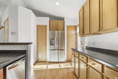 102-110 Maria Lane, Cottage Grove, WI 53527 - Photo 13