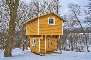 10538 W Erbe Rd, Blue Mounds, WI 53517 - Photo 49