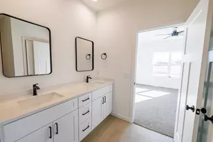 1702 Kyle Circle, Beloit, WI 53511 - Photo 23