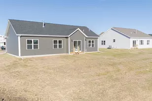 1702 Kyle Circle, Beloit, WI 53511 - Photo 25