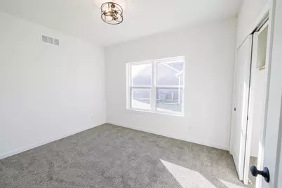 1708 Kyle Circle, Beloit, WI 53511 - Photo 15