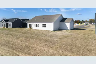 1708 Kyle Circle, Beloit, WI 53511 - Photo 19