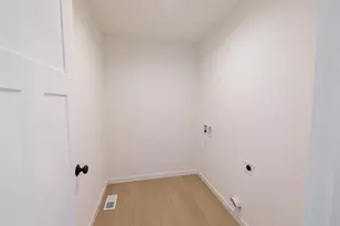 1726 Kyle Circle, Beloit, WI 53511 - Photo 21