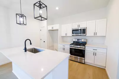 1726 Kyle Circle, Beloit, WI 53511 - Photo 9