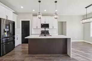 264 Falcon Ct, Sauk City, WI 53583 - Photo 9