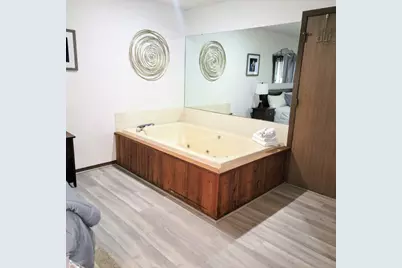 1093 Canyon Road #303, Lake Delton, WI 53965 - Photo 7