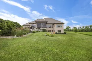 596 Hillcrest Ln, Brooklyn, WI 53521 - Photo 55