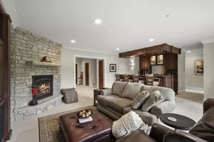 596 Hillcrest Ln, Brooklyn, WI 53521 - Photo 41