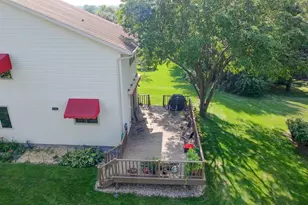 18 Clarendon Ct, Madison, WI 53704 - Photo 53