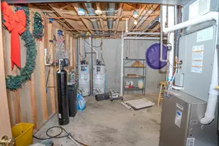 18 Clarendon Ct, Madison, WI 53704 - Photo 45