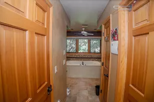 18 Clarendon Ct, Madison, WI 53704 - Photo 31