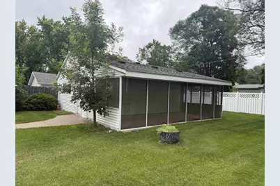 109 S 1st Street, Avoca, WI 53506 - Photo 9