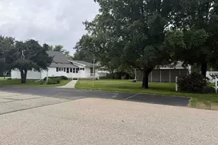 109 S 1st St, Avoca, WI 53506 - Photo 7