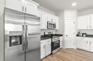 2862 Wild Goose Wy, Stoughton, WI 53589 - Photo 9