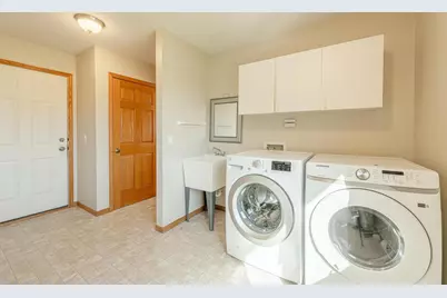 N9560 - N9562 County Road Cc, Belleville, WI 53508 - Photo 19