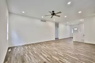 1118 Grand Pines Cir, Wisconsin Dells, WI 53965 - Photo 7