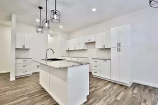 1118 Grand Pines Cir, Wisconsin Dells, WI 53965 - Photo 11