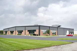 401 E Conde St, Janesville, WI 53546 - Photo 1