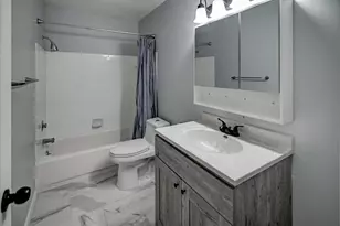 5518 Century Ave, Middleton, WI 53562 - Photo 17