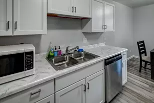 5518 Century Ave, Middleton, WI 53562 - Photo 5