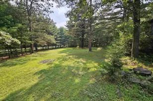 1150 Gale Ct, Wisconsin Dells, WI 53965 - Photo 3