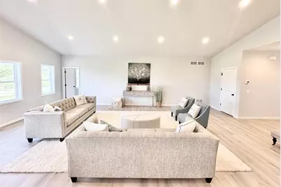 317 Dahlia Drive #31, Stoughton, WI 53589 - Photo 3