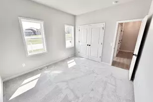 317 Dahlia Dr, Stoughton, WI 53589 - Photo 15