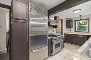 126 Beach Ave, Edgerton, WI 53534 - Photo 13