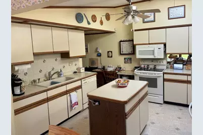 411 Midland Lane, Monona, WI 53716 - Photo 7