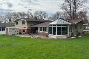 411 Midland Ln, Monona, WI 53716 - Photo 25