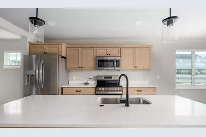 203 Breunig Boulevard, Waunakee, WI 53597 - Photo 5