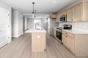 203 Breunig Blvd, Waunakee, WI 53597 - Photo 7