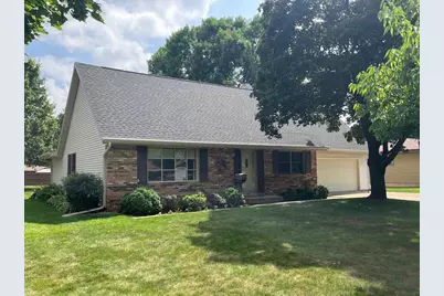 481 Badger Drive, Janesville, WI 53536 - Photo 3