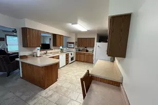 481 Badger Dr, Janesville, WI 53536 - Photo 15