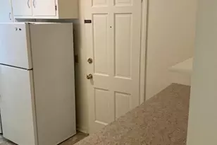 2670 Hoard St, Madison, WI 53704 - Photo 9