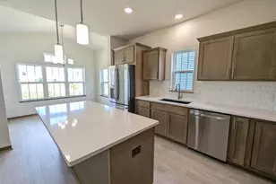 26 Windflower Wy, Mount Horeb, WI 53572 - Photo 7
