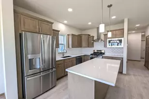 26 Windflower Wy, Mount Horeb, WI 53572 - Photo 5