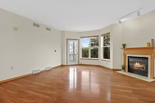 3134 Dorchester Way, Madison, WI 53719 - Photo 9