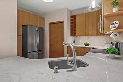 3134 Dorchester Way #7, Madison, WI 53719 - Photo 3