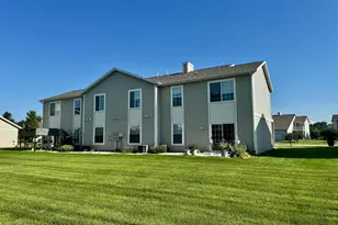 2241 Tallgrass Ct, Beloit, WI 53511 - Photo 3