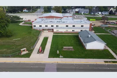 520 E Holum Street, DeForest, WI 53532 - Photo 15